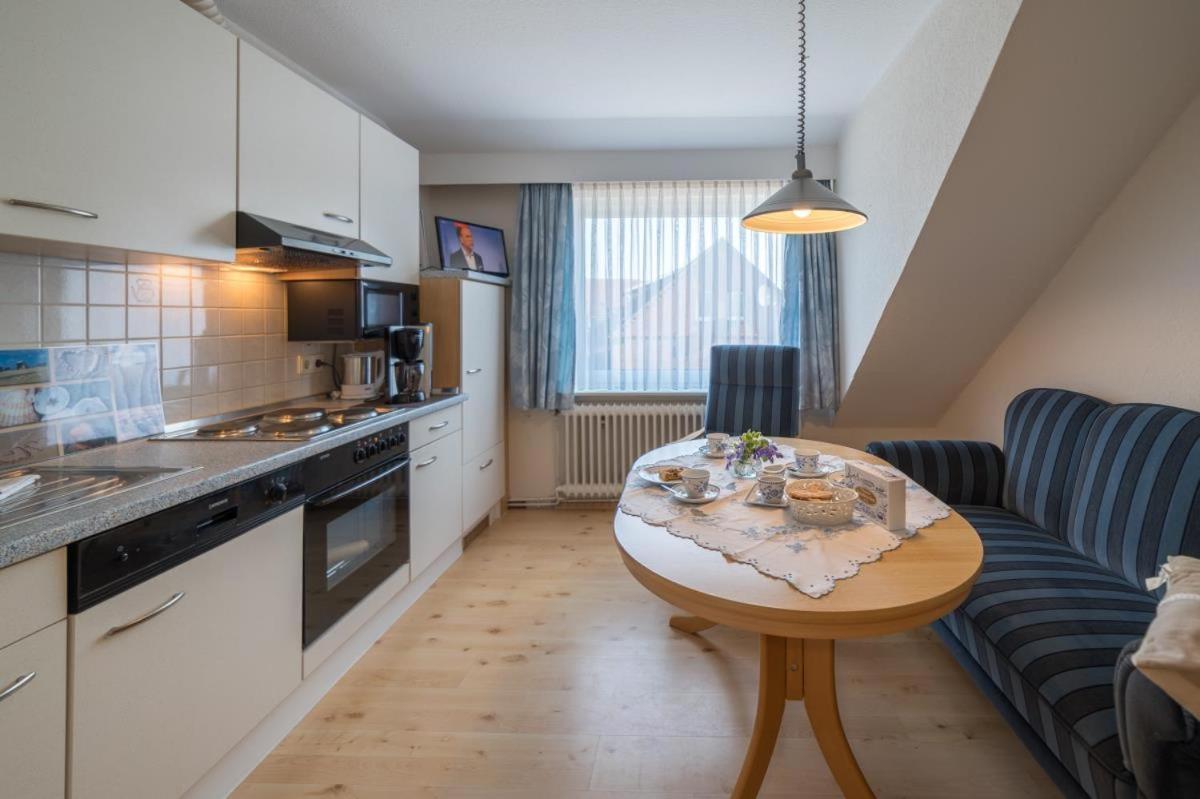 Friesenhof Janssen - Urlaub Auf Dem Bauernhof Apartment Neuharlingersiel Exterior photo